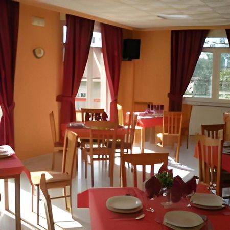 Hotel Campestre Chamuinas Понтеведра Экстерьер фото