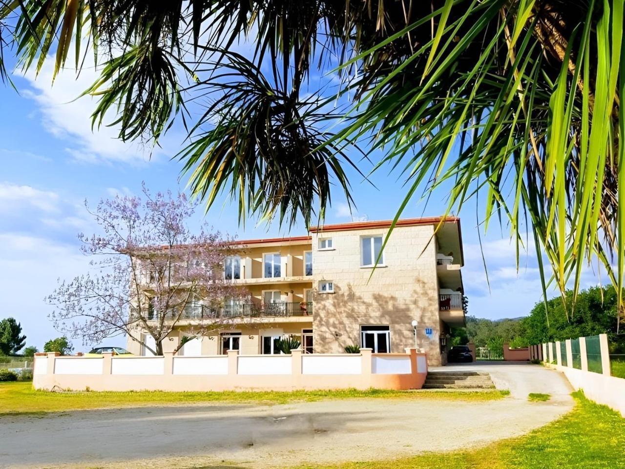 Hotel Campestre Chamuinas Понтеведра Экстерьер фото